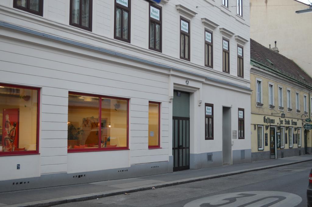 Hotel Pension Walzerstadt Viena Exterior foto