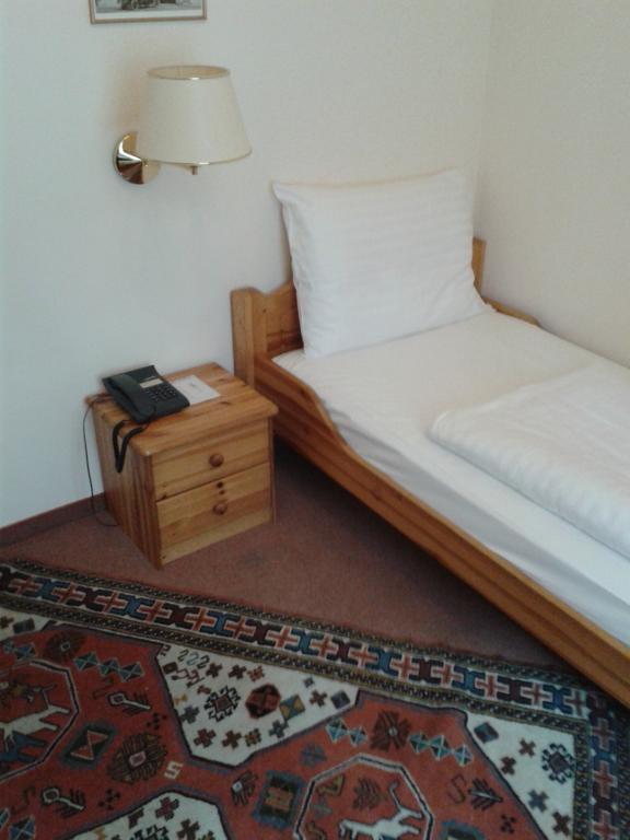 Hotel Pension Walzerstadt Viena Quarto foto